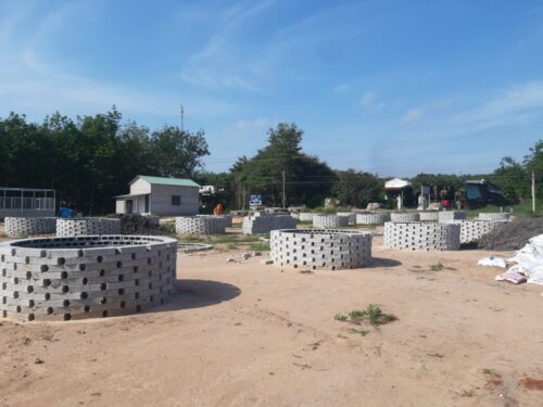 gạch block không nung 3 lỗ